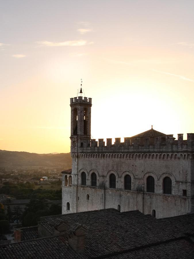 Casa Armanni - La Tua Casa Di Pietra Gubbio Exterior foto